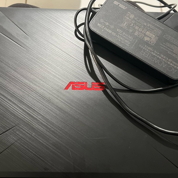Asus Gaming Laptop- Red edition ( Model-FX705DY) - Picture 1 of 3